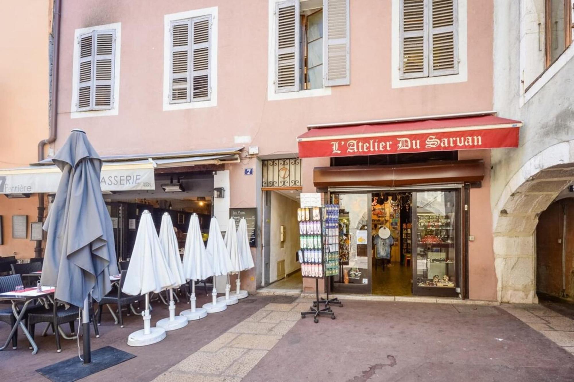 3-Star Rated Apartment In The Heart Of The Old Town With A View Annecy Eksteriør billede