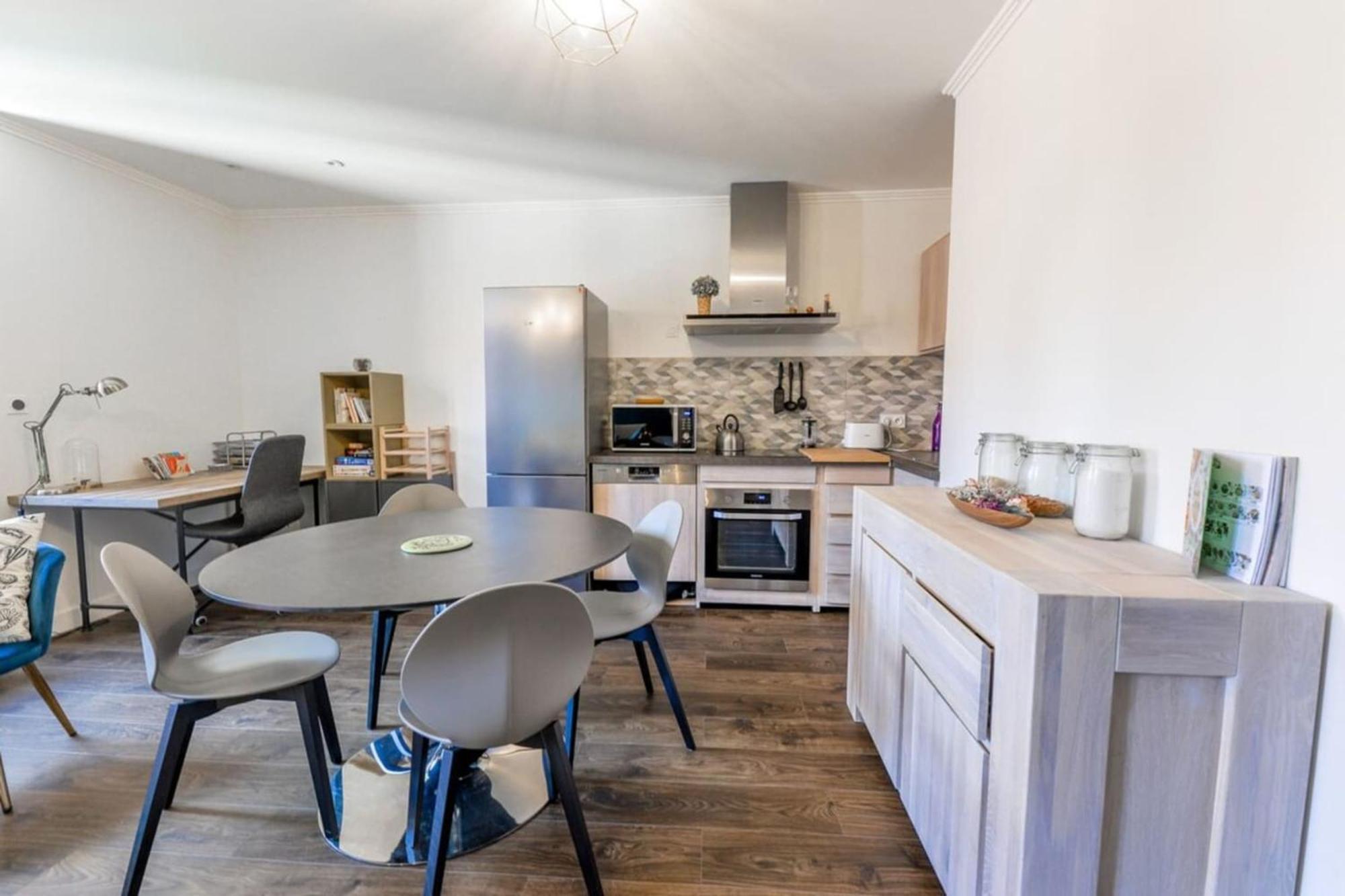 3-Star Rated Apartment In The Heart Of The Old Town With A View Annecy Eksteriør billede